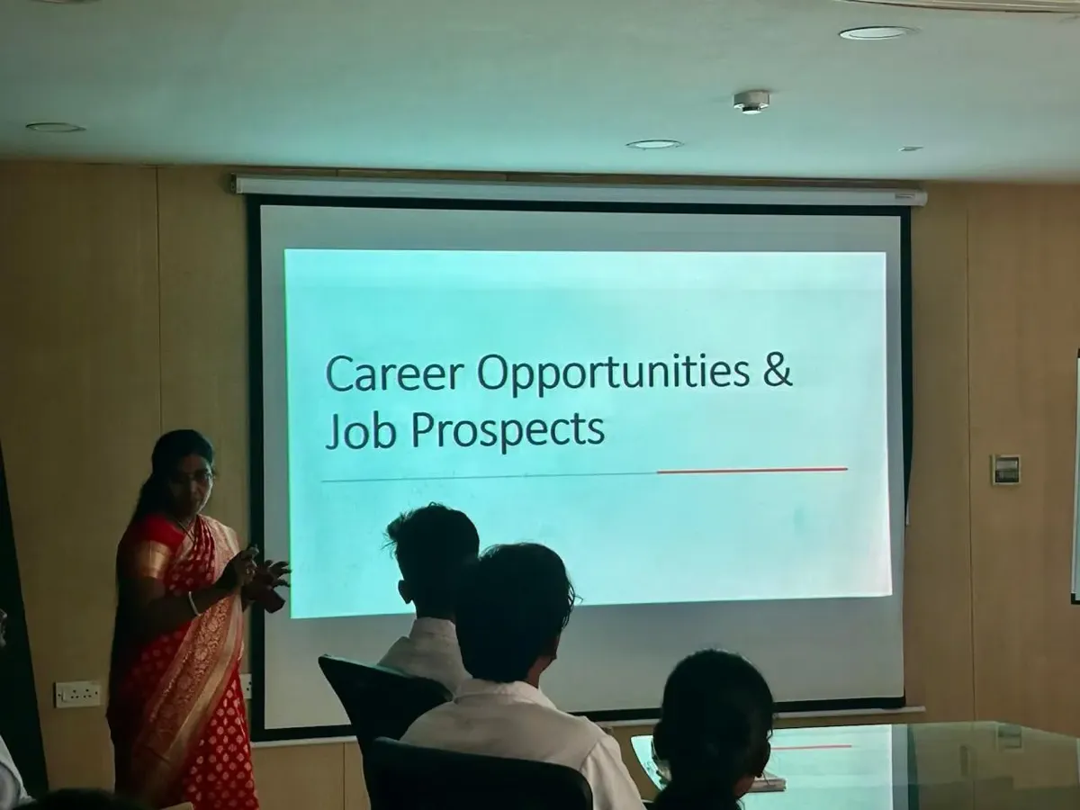 Students at an MTRL training session